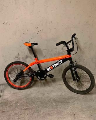 Bici bmx instact