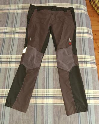 pantaloni tecnici da montagna