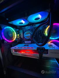 Pc gaming con periferiche e monitor