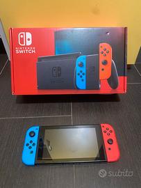 Console Nintendo Switch Boxata +  Custodia