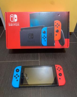 Console Nintendo Switch Boxata +  Custodia
