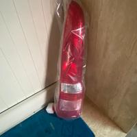 Faro posteriore destro Panda