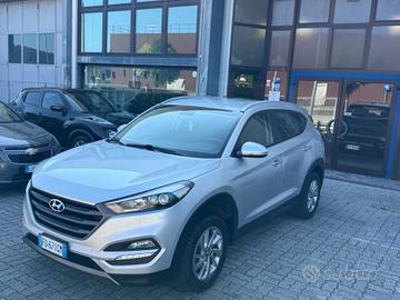 Hyundai Tucson GARANZIA COMPLETA 1.7 CRDi XPossibl