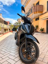 Piaggio beverly 300 hpe anno 2022