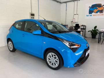 Toyota Aygo 1.0 VVT-i 69 CV 5 porte x-business