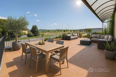 Luminoso Bilocale con Grande Terrazza panoramica -