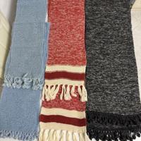 Sciarpe invernali NUOVE fatte a mano ai ferri