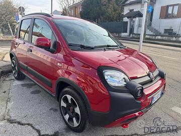 FIAT Panda 1.0 FireFly S&S Hybrid CROSS