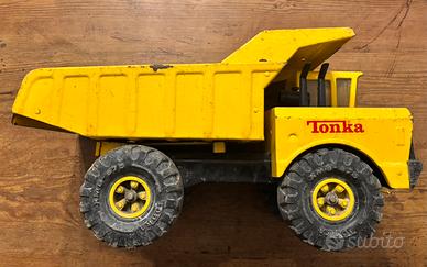 Raro camion ribaltabile Tonka vintage in metallo