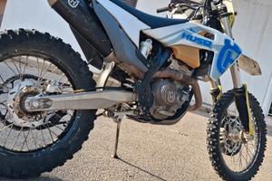 Husqvarna FE 250 4 tempi 2020