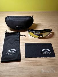 Occhiali Oakley lente specchiata gialla