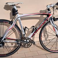 bicicletta pinarello paris