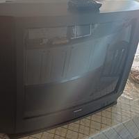 televisore con tubo catodico