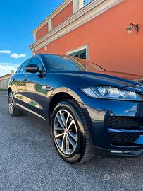 jaguar f pace motore