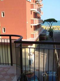 Vista-vicino mare/bilocale/1 camera/4-5 letti