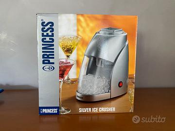 Tritaghiaccio elettrico non professionale