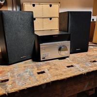 Mini Hi-Fi Sony modello hcd- sbt20