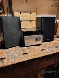 Mini Hi-Fi Sony modello hcd- sbt20