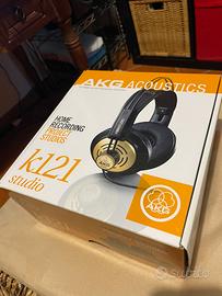 AKG K121 Studio — paio nuovo/inutilizzato