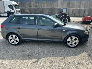 AUDI A3 SPB 1.9 TDI F.AP. Ambition