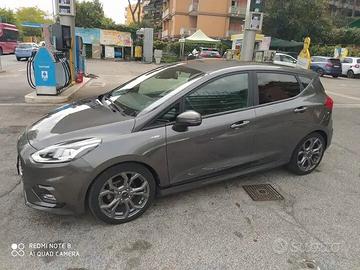 Ford Fiesta 1.0 Ecoboost Hybrid ST-Line
