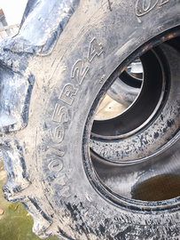 540/65/28 e 440/65/24