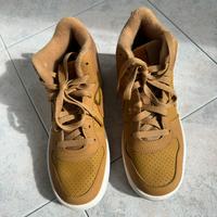 Sarpe  Nike Court Borough Mid 2 n38.5