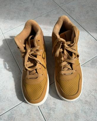 Sarpe  Nike Court Borough Mid 2 n38.5