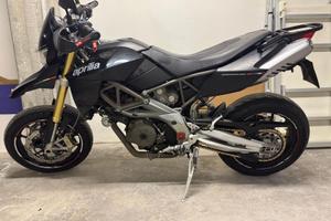Aprilia Dorsoduro 750 (2008)