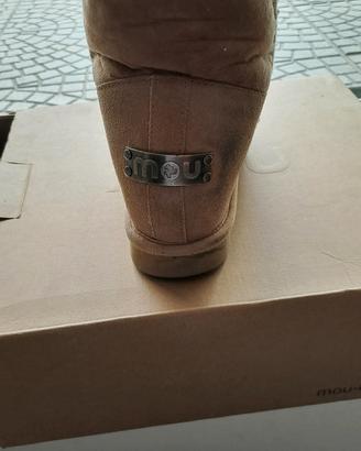 scarpe mou  