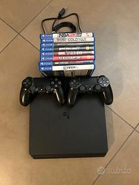 PS4  8 giochi 2 controller