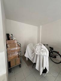 Garage vicino al mare completo di bagno