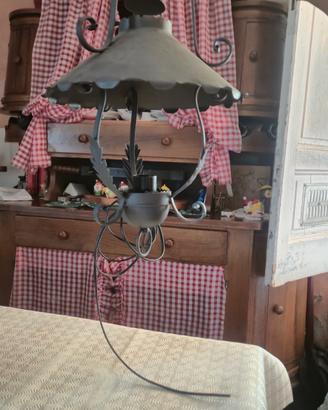 lampadario in ferro battuto 