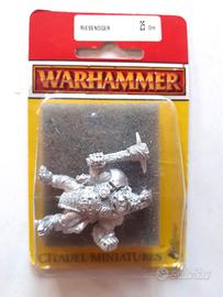 Warhammer Fantasy Mercenary Ogre with spiked club