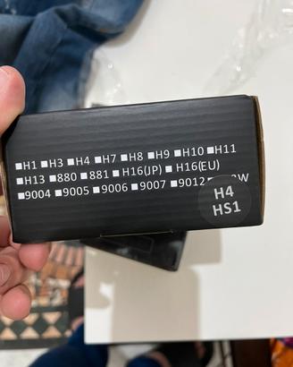 Coppia luci led per Tmax o simili - luci h4 e h7