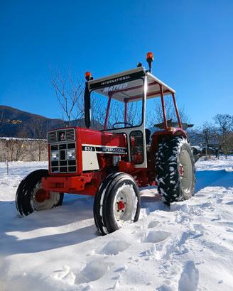Trattore international 633