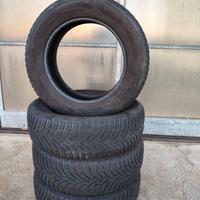 4 GOMME INVERNALI TOYO TYRES 215/65-17R