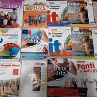libri di scuola 1 e 2 anno media rosso di San seco