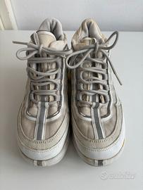 Scarpe sportive n.37 Fornarina come nuove