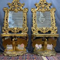 Coppia di consolle dorate