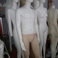 manichino uomo adattato 