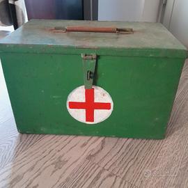 cassetta metallica pronto soccorso 
