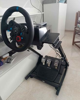 PS 5 con volante, supporto volante e sedia gaming