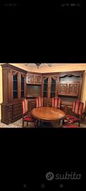 Elegante Sala da Pranzo Completa in Legno Pregiato
