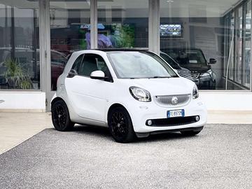 smart forTwo 1.0 Benzina 71CV Automatica Neo. E6 -