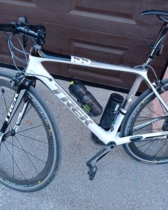 bici corsa telaio Trek montata Shimano durace 11 c