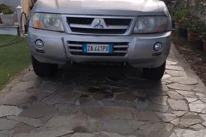 Mitsubishi Pajero 3.2 16V DI-D 3P GLS1