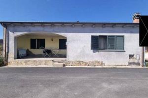 Immobile in asta di 262 m² con 4 locali e box auto