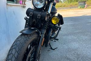MOTO GUZZI V9 Bobber