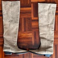 Zara stivale scamosciato al ginocchio